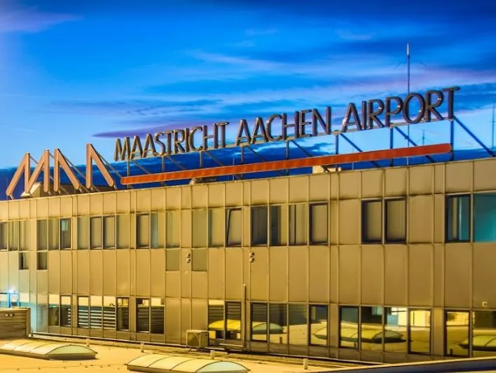 Parkeren Maastricht Airport