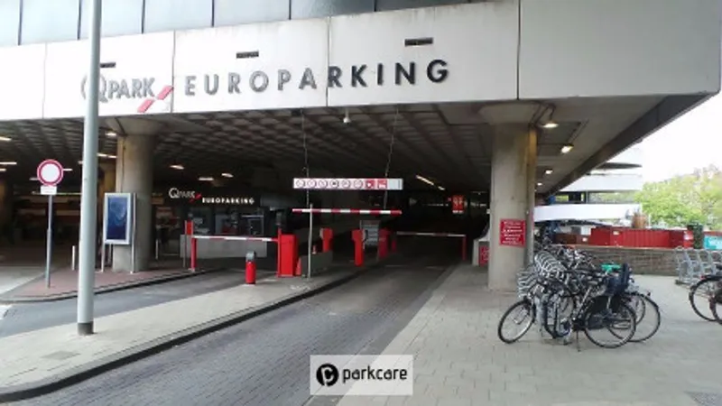 Ingang parkeergarage Europarking
