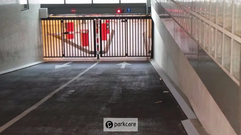 Parkeergarage IJ-oever Centrum ingang voor het parkeren