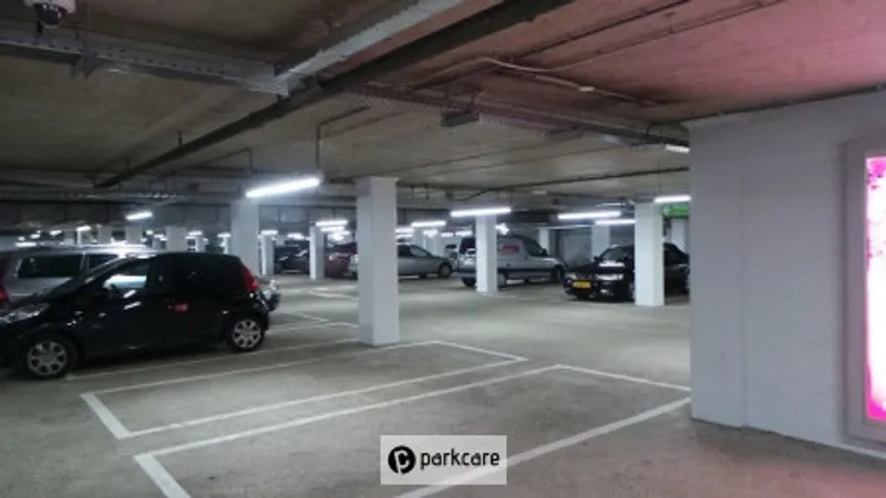 Parkeerplaatsen Parkeergarage Oosterpoort in Groningen