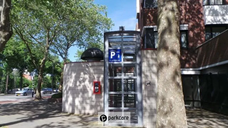 Voetgangers Entree in Groningen voor Parkeergarage Oosterpoort