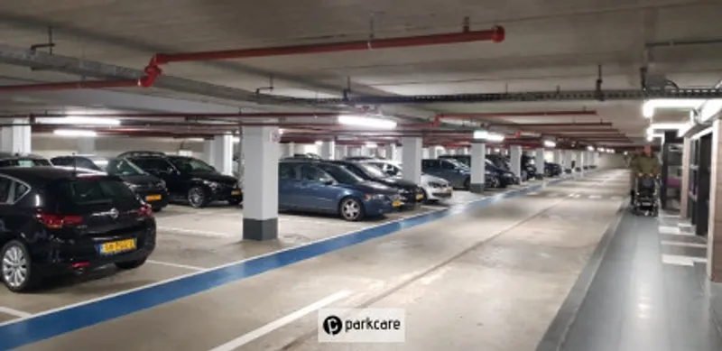 Parkeergarage Centrum Alkmaar Auto's binnen geparkeerd