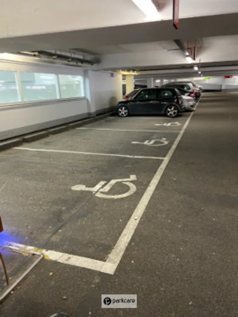 Invalide Parkeergarage Enschede
