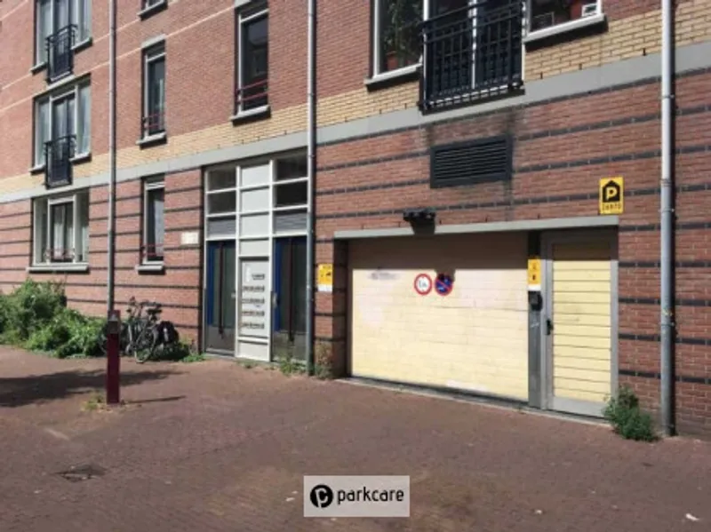 Parkeergarage Van Beuningenstraat ingang