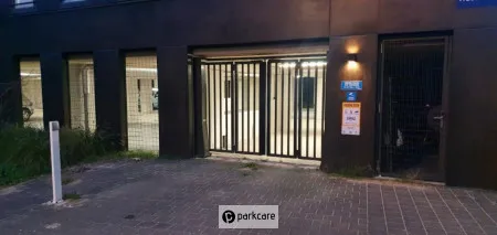 Parkeergarage Wim van Estlaan ingang