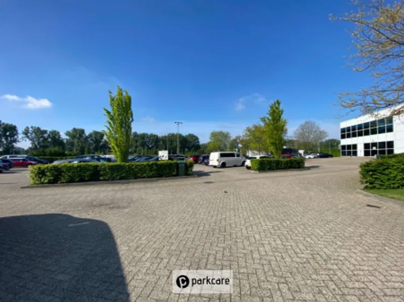 Parkeerplekken Parkeerterrein Hotel Novotel Brainpark