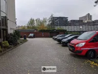 Auto's geparkeerd Parkeerterrein Park Plaza Utrecht
