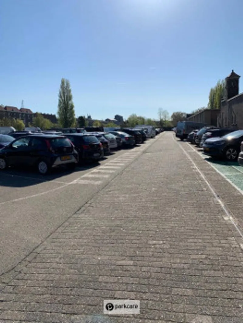 Geparkeerde auto's Parkeerterrein Plantage