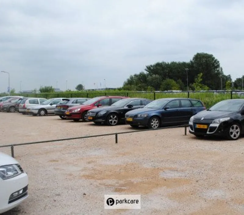 ParkingPoint Valet Schiphol foto 1